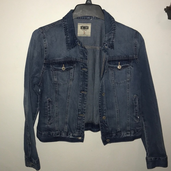 Jean jacket - Picture 1 of 1